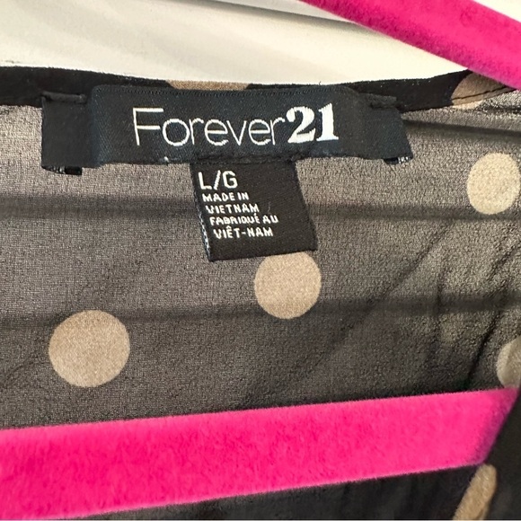 ⭐️Forever 21 sheer black and gold polkadot blouse - Picture 4 of 8
